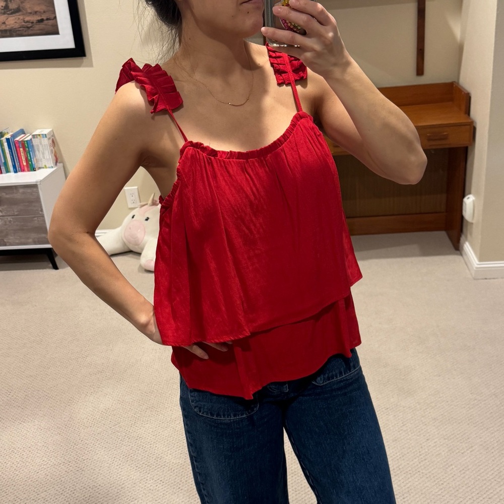 NWT! Hayden Red Ruffled Top - Picture 3 of 12